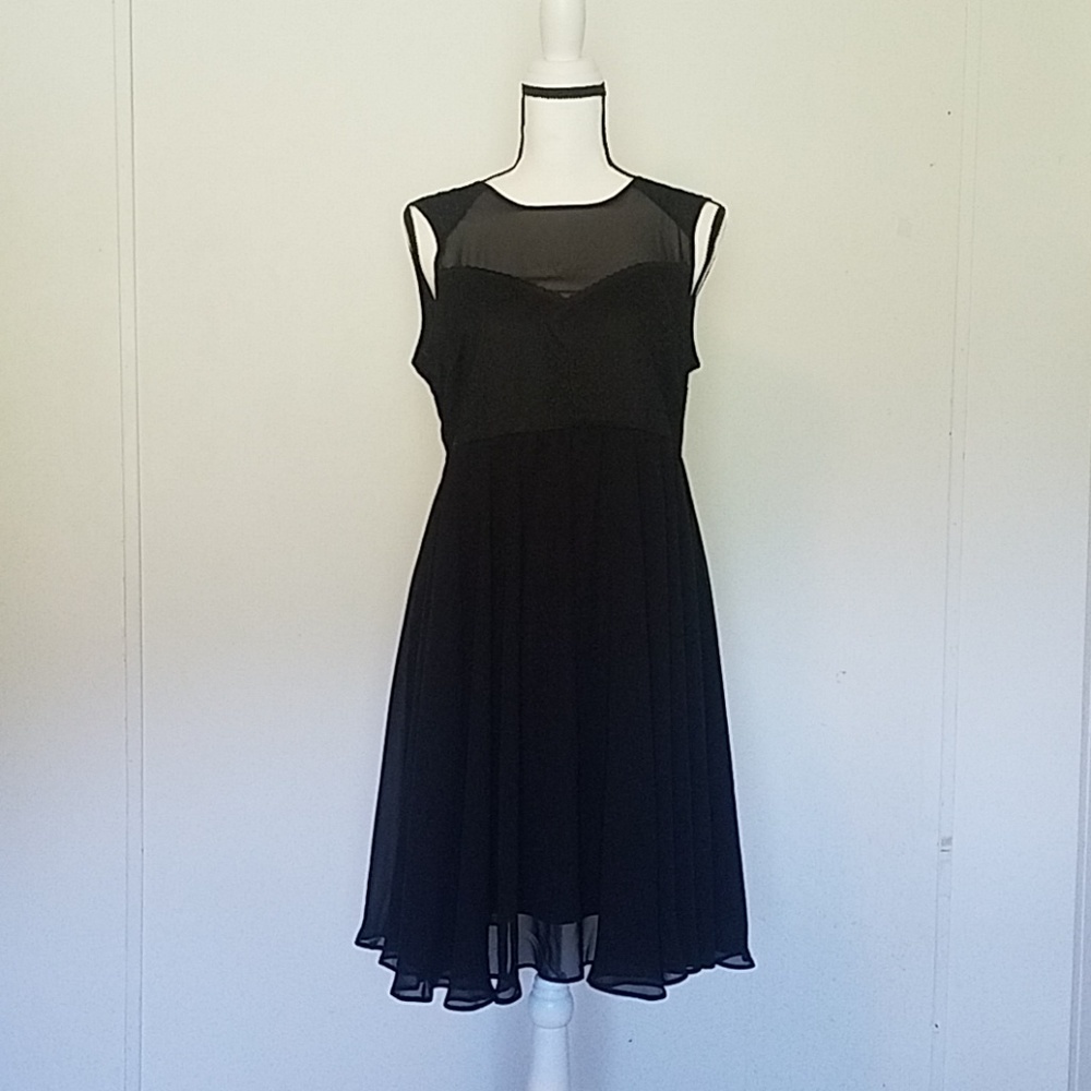 Black Semi-formal Peekaboo Maternity Dress